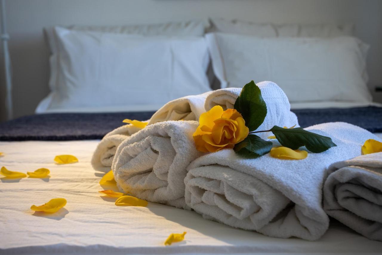 La Principessa Nera B&B Ostra Exteriör bild